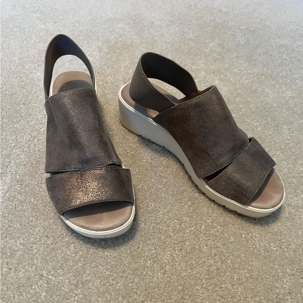 Johnston & Murphy Sandal